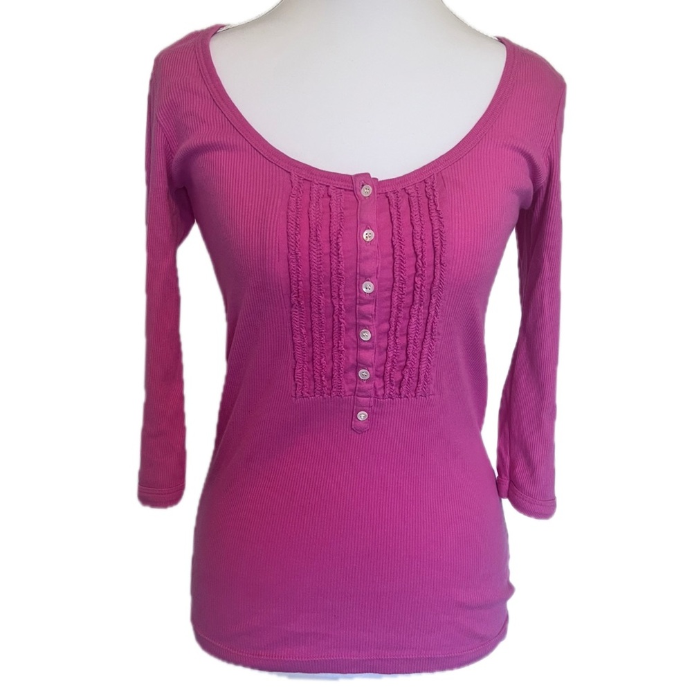 Y2K Bitten by Sarah Jessica Parker Pink Button Henley Ribbed Cotton Tee Small